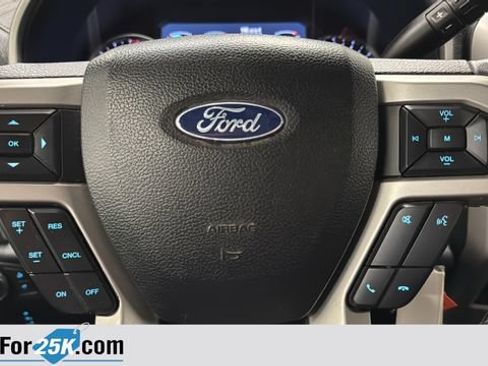 Used 2019 Ford F250 Lariat w/ Lariat Value Package AWD/4WD image 16