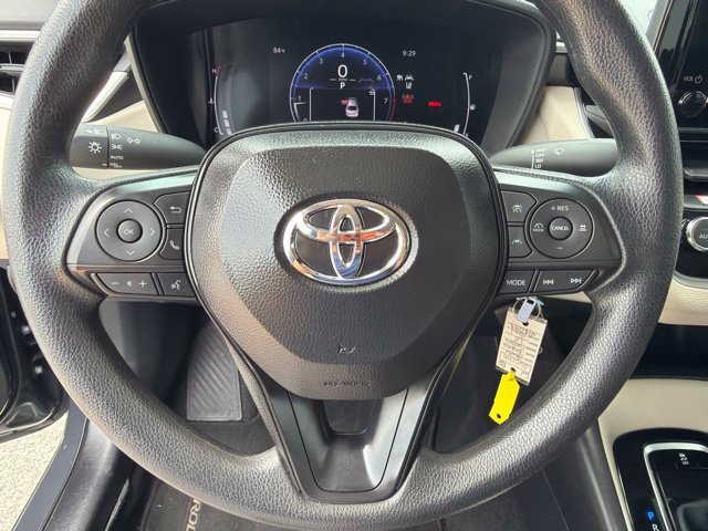 Used 2026 Toyota Corolla LE FWD image 27