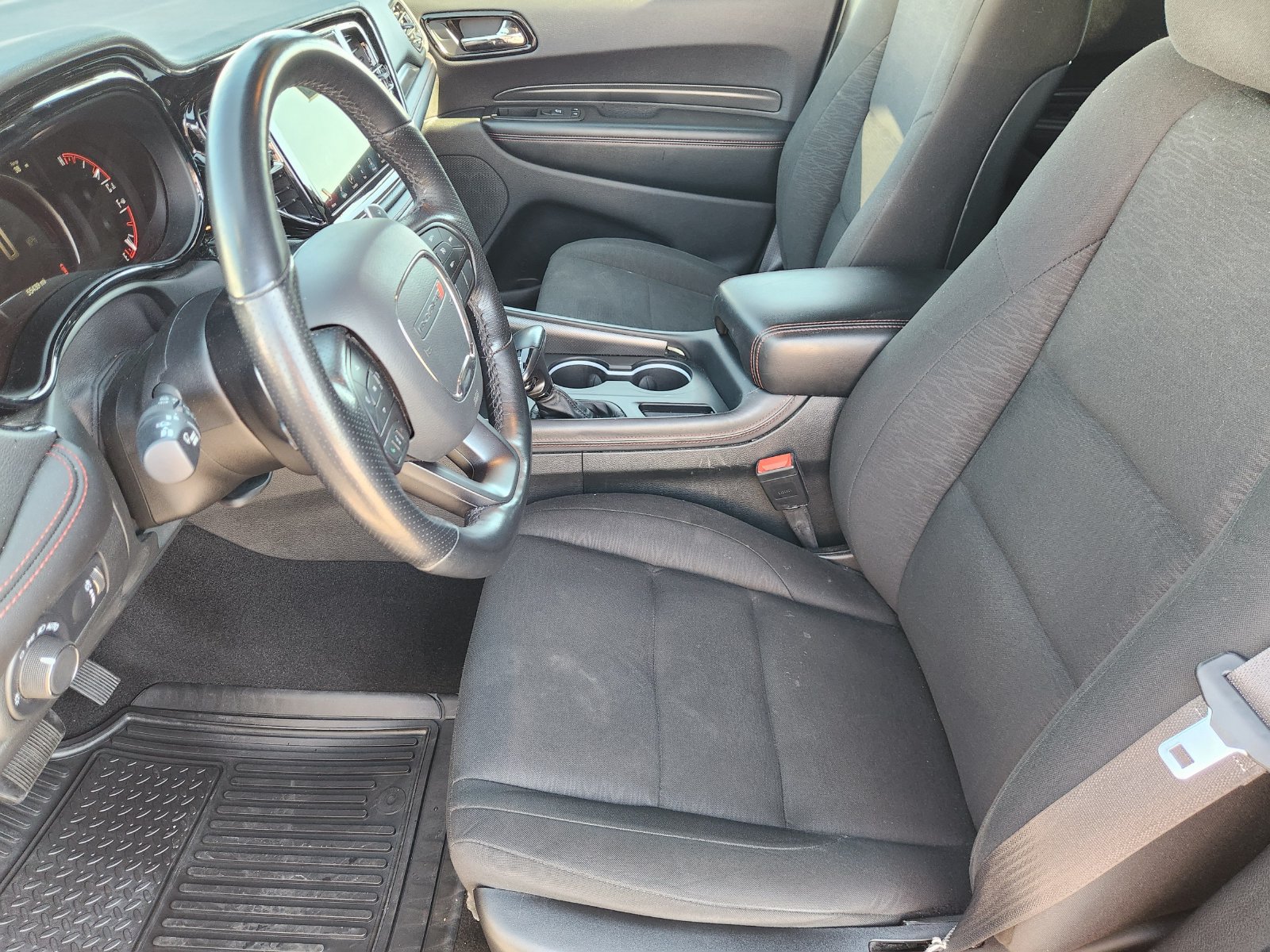 Used 2025 Dodge Durango GT RWD image 16