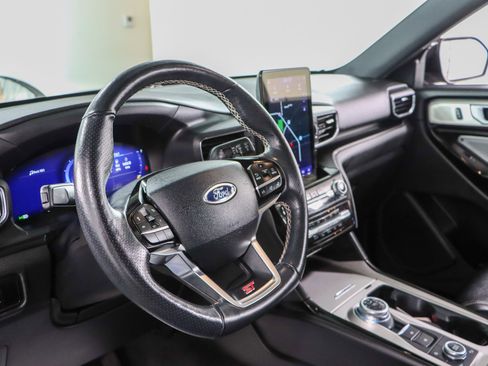 Used 2023 Ford Explorer ST w/ Technology Package AWD/4WD image 23