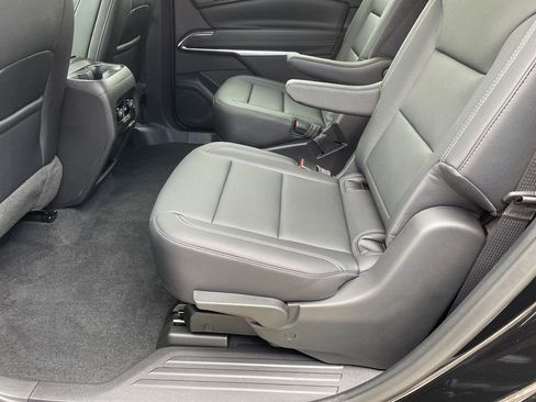 New 2026 Chevrolet Traverse LT w/ Midnight/Sport Edition image 43