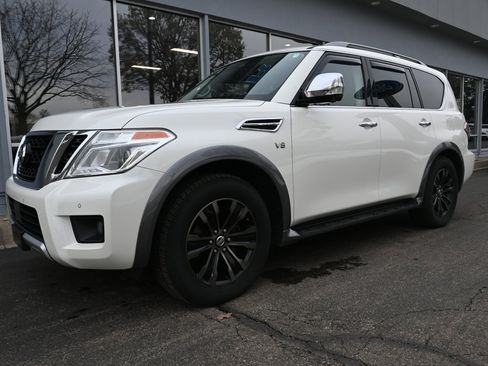 Used 2018 Nissan Armada Platinum image 1