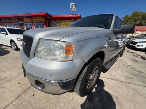 Used 2006 Ford F150 XLT image 1