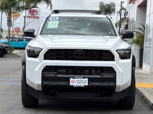 Certified 2025 Toyota 4Runner TRD Off-Road Premium AWD/4WD image 10