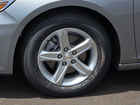 Used 2024 Chevrolet Malibu LS FWD image 31