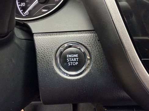 Used 2024 Toyota Camry SE w/ Convenience Package image 22