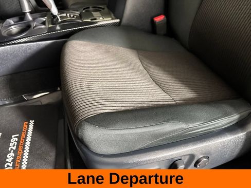 Used 2021 Toyota 4Runner TRD Off-Road AWD/4WD image 14