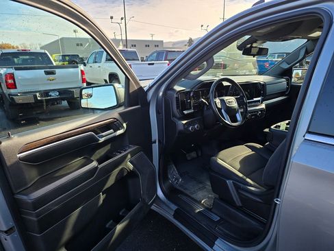 Used 2023 GMC Sierra 1500 SLE image 20