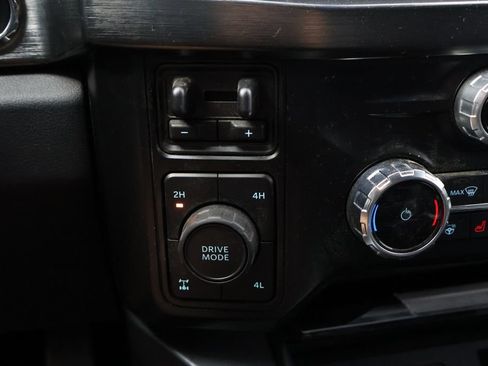 Used 2023 Ford F250 Lariat w/ Sport Appearance Package AWD/4WD image 29