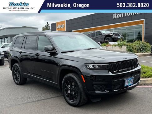 Used 2025 Jeep Grand Cherokee L Altitude AWD/4WD image 1