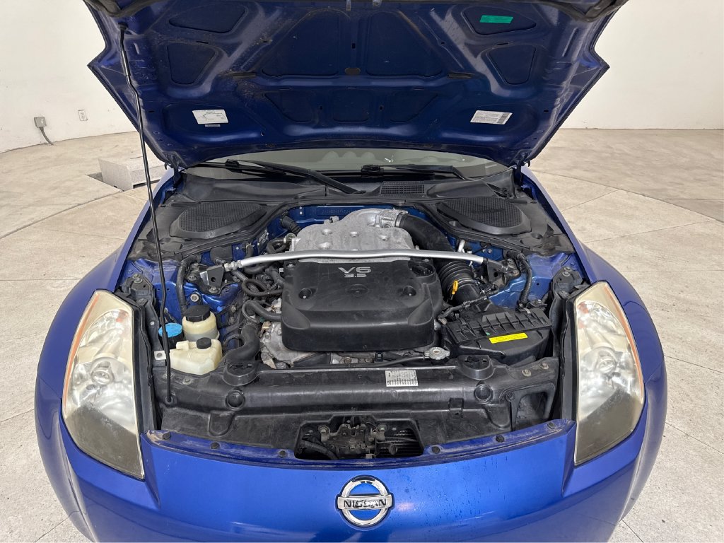 Used 2004 Nissan 350Z Coupe RWD image 18