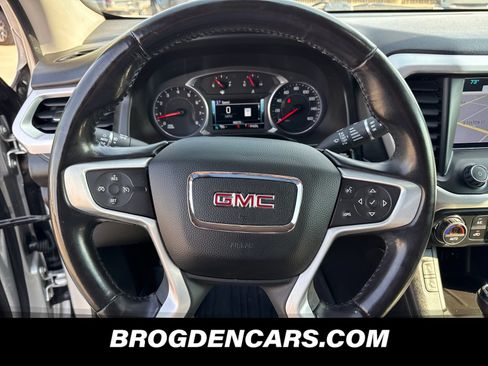 Used 2019 GMC Acadia SLT FWD image 4