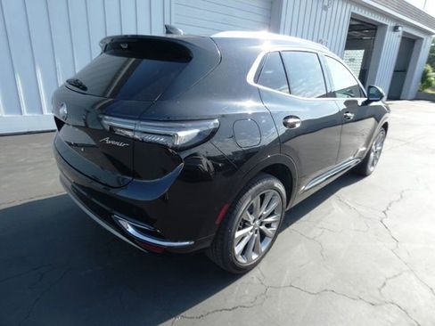 Used 2022 Buick Envision Avenir w/ Technology Package II image 3