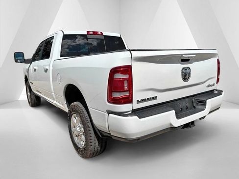 Used 2024 RAM 2500 Laramie AWD/4WD image 5