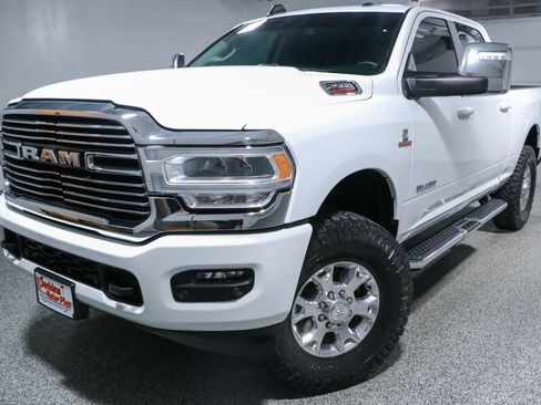 Used 2024 RAM 2500 Laramie AWD/4WD image 33