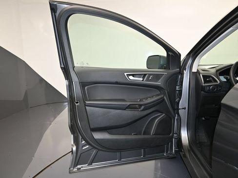 Used 2024 Ford Edge SEL AWD/4WD image 10