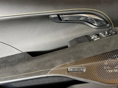 New 2025 Lotus Emira image 11