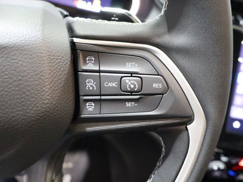 New 2026 Jeep Grand Cherokee Laredo image 22