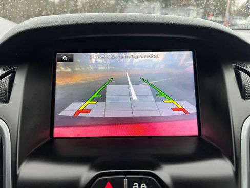 Used 2013 Ford Focus Titanium image 23