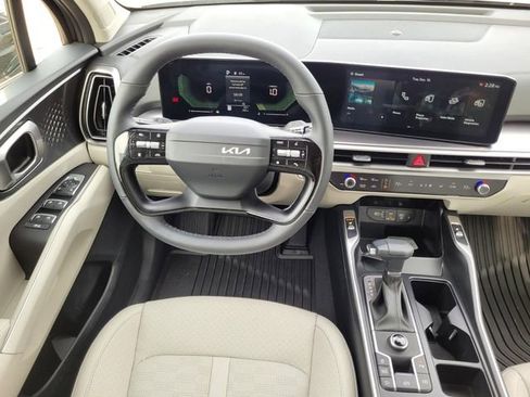 New 2026 Kia Sorento S FWD image 15