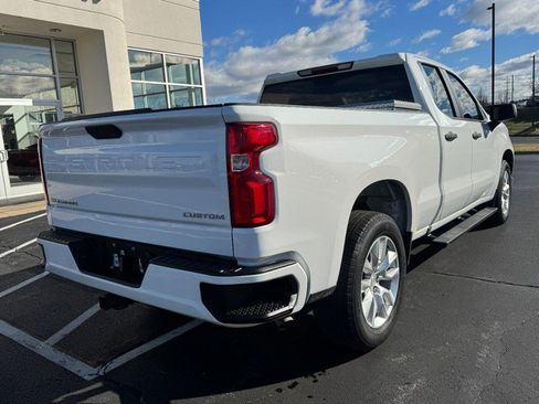 Used 2021 Chevrolet Silverado 1500 Custom image 3