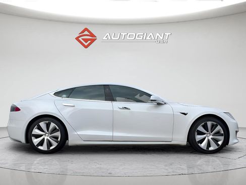 Used 2021 Tesla Model S Long Range Plus image 9