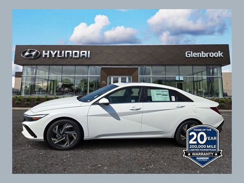 New 2025 Hyundai Elantra Limited FWD image 1