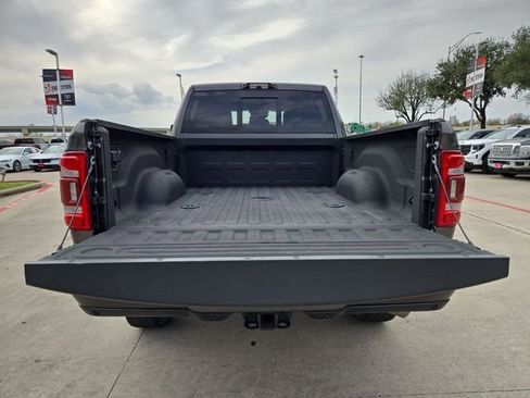 Used 2023 RAM 2500 Limited AWD/4WD image 28