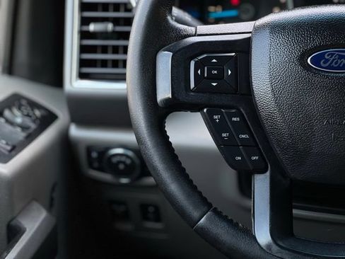 Used 2016 Ford F150 XLT w/ Equipment Group 302A Luxury AWD/4WD image 33