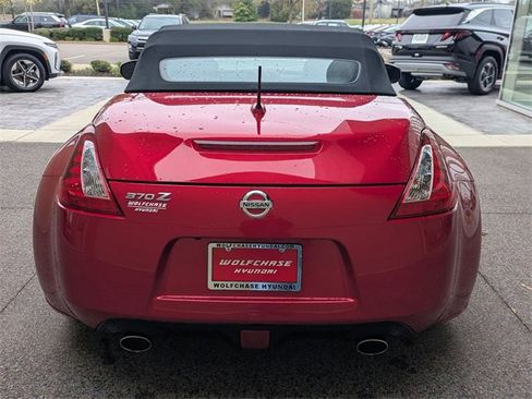 Used 2019 Nissan 370Z Roadster image 5