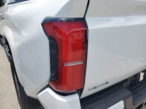 New 2025 Toyota Tacoma SR5 image 12