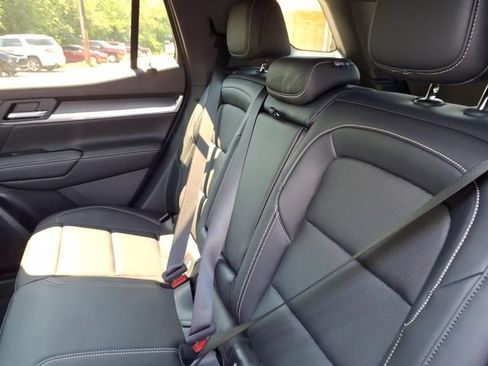 New 2027 GMC Terrain Elevation w/ Elevation Premium Package AWD/4WD image 11