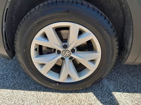 Used 2018 Volkswagen Atlas SE AWD/4WD image 9