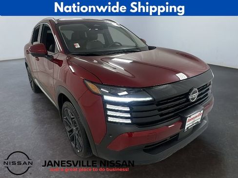 Certified 2025 Nissan Kicks SR image 1