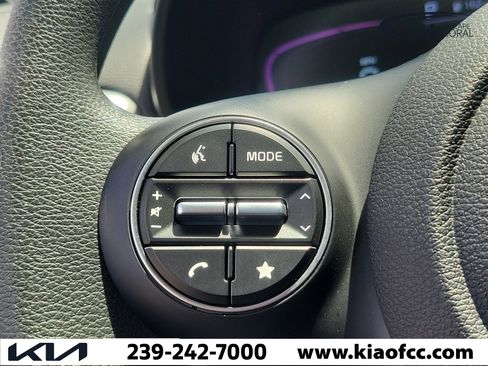 Certified 2024 Kia Soul LX FWD image 26
