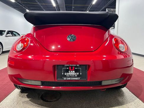 Used 2009 Volkswagen Beetle S image 16