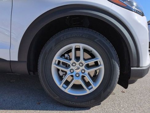 New 2026 Ford Explorer Active image 10