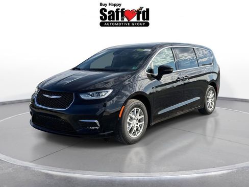 New 2026 Chrysler Pacifica Select image 1