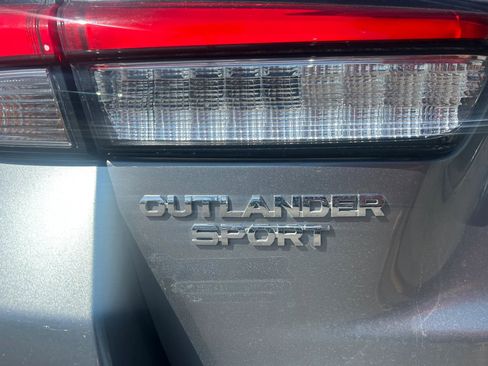 Used 2024 Mitsubishi Outlander Sport AWD image 9
