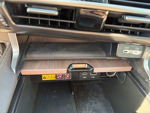 Used 2025 Lexus RX 350 AWD w/ Convenience Package image 10