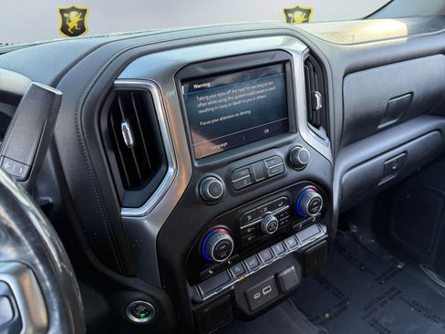 Used 2022 Chevrolet Silverado 1500 LT image 14