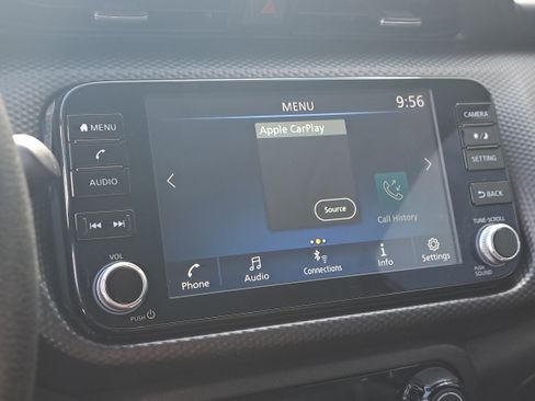 Certified 2021 Nissan Kicks SV FWD image 25