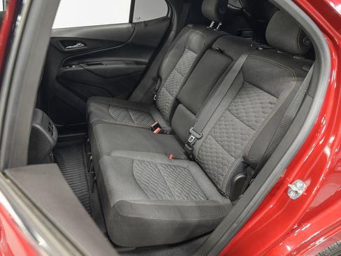 Used 2019 Chevrolet Equinox LT AWD/4WD image 30