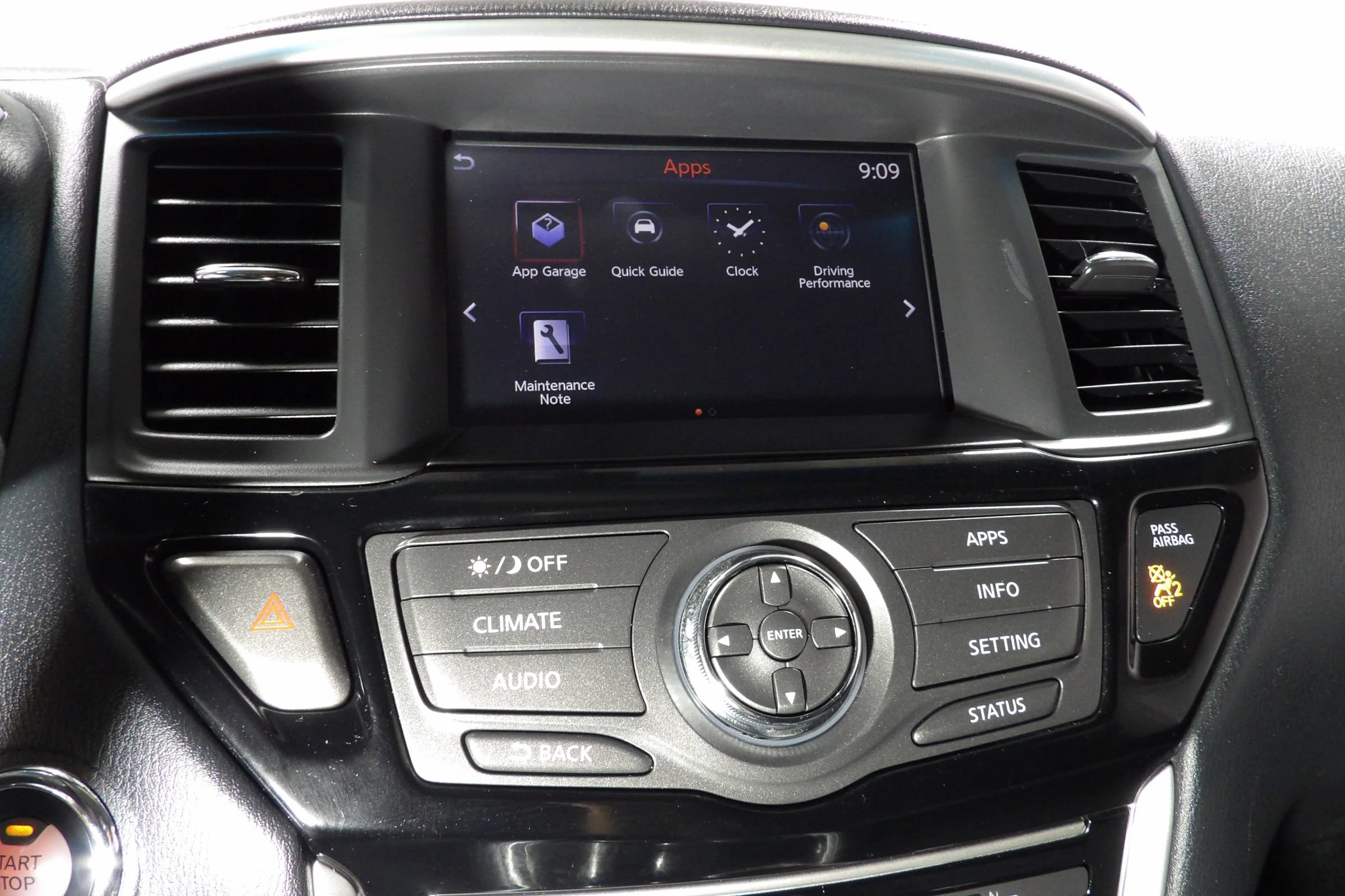 Used 2020 Nissan Pathfinder S FWD image 19