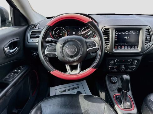 Used 2019 Jeep Compass Trailhawk AWD/4WD image 25