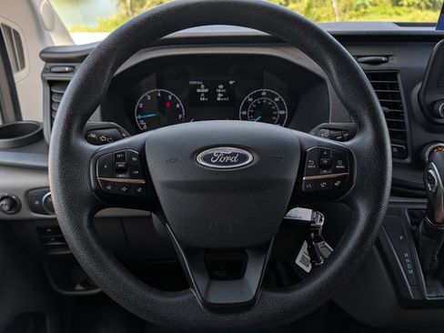 Used 2025 Ford Transit 250 Low Roof w/ Exterior Upgrade Package RWD image 24
