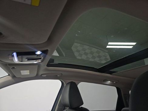 Used 2024 Kia Sorento SX image 16