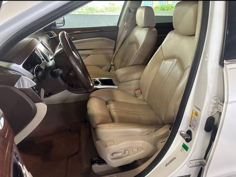 Used 2014 Cadillac SRX Performance FWD image 18