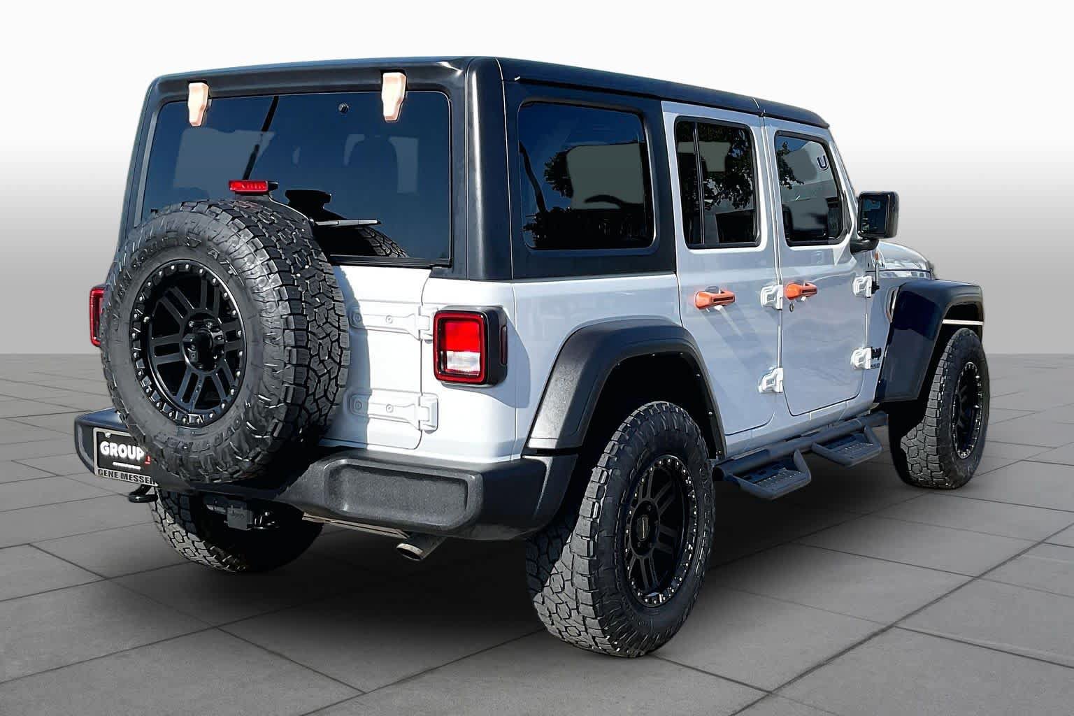 Used 2022 Jeep Wrangler Unlimited Sport AWD/4WD image 12