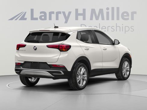 Used 2022 Buick Encore GX Select FWD image 2